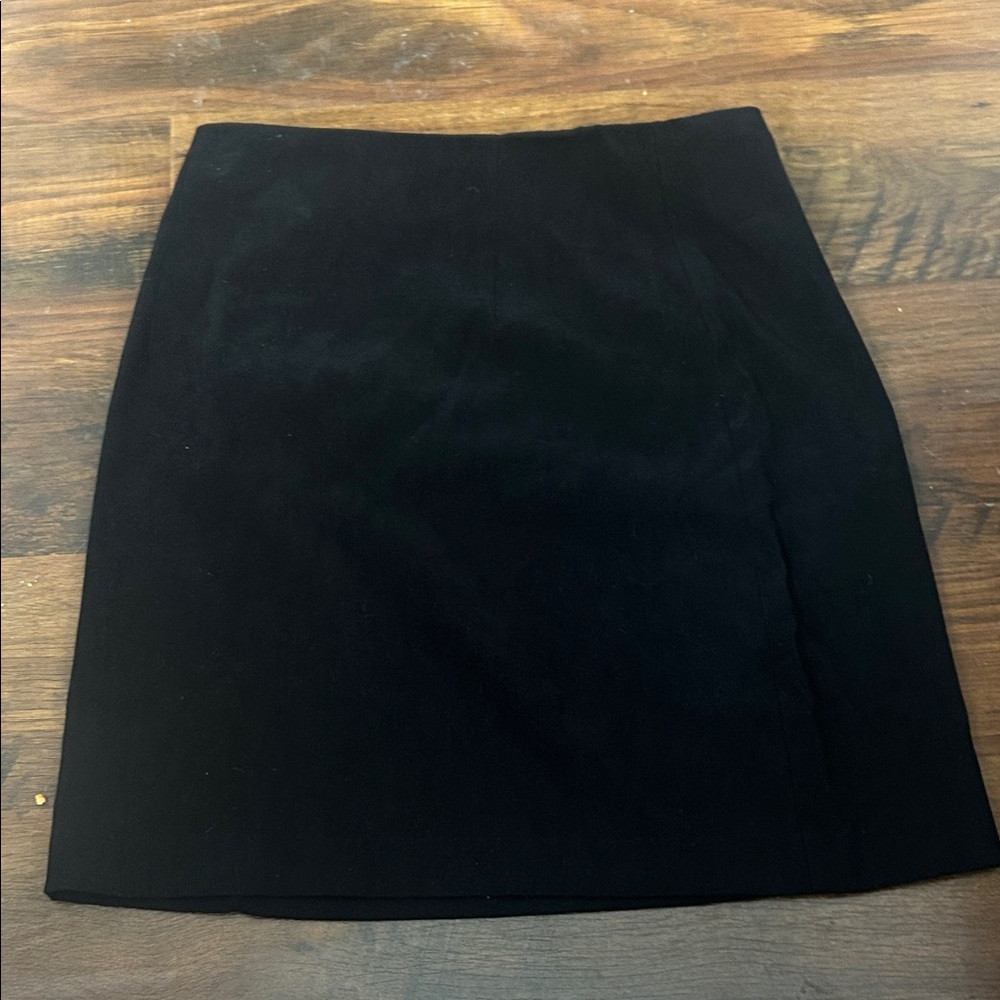 Sleek Black Women's Mini Skirt